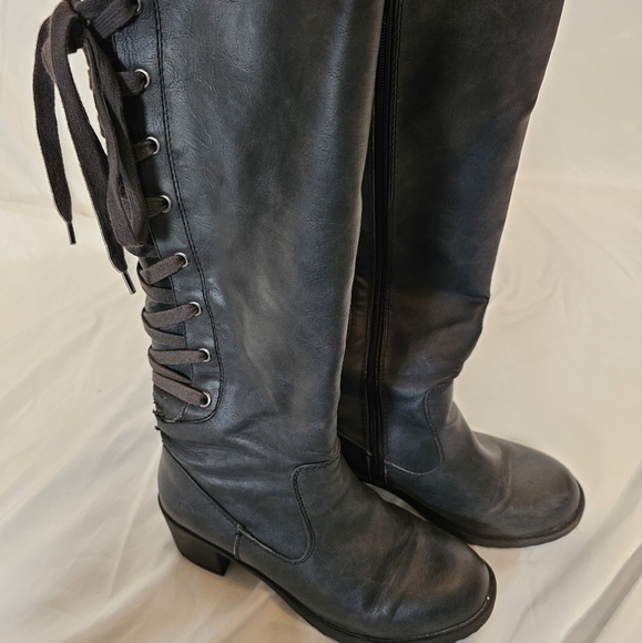 Rocket Dog Shoes - Rocket dog size 7 lace up tall boots